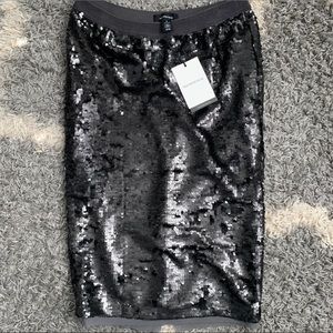 Who What Wear Gray sequin skirt